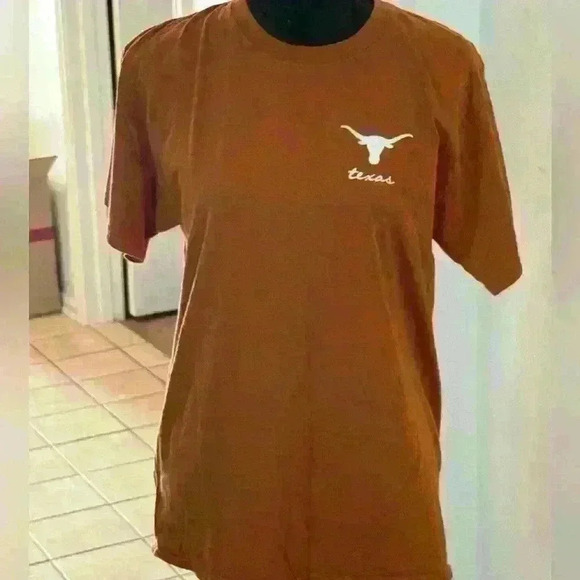 Texas Longhorns Tops - Texas Longhorns Short Sleeve Graphic Tee